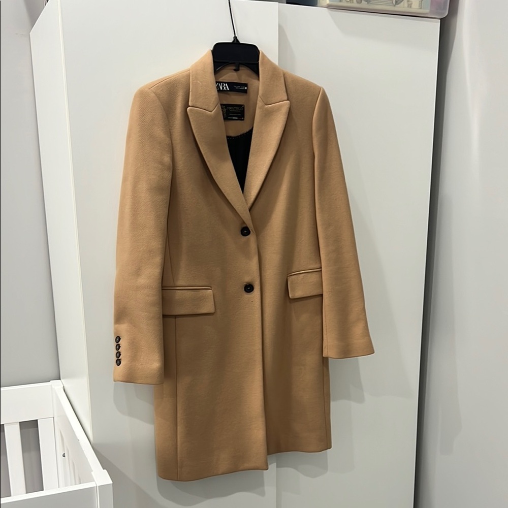 Women's Tan Coat